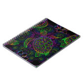 Meeresschildkröte in psychedelischen Multicolorfar Notizblock (Linke Seite)
