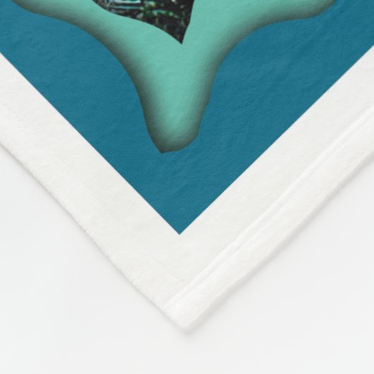 Meeresschildkröte und in den Ozean gehe ich zu ver Fleecedecke (Ecke)