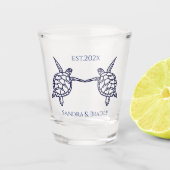 Meeresschildkröten an der Küste der Gastgeschenk H Schnapsglas (Vorderseite)