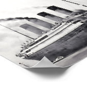 Meeresversuche beginnen: RMS Titanic Poster (Ecke)