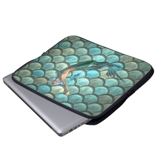 Meerjungfrau auf Meerjungfrau-Schwanz-Skala Laptopschutzhülle (Vorne Knopf)