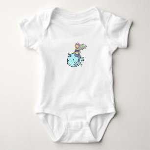 Meerjungfrau mit Rainbow Hair Riding Pet Narwal Baby Strampler