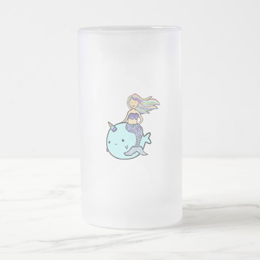 Meerjungfrau mit Rainbow Hair Riding Pet Narwal Mattglas Bierglas (Mittel)