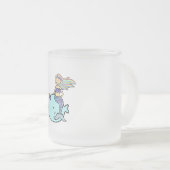 Meerjungfrau mit Rainbow Hair Riding Pet Narwal Mattglastasse (VorderseiteRechts)