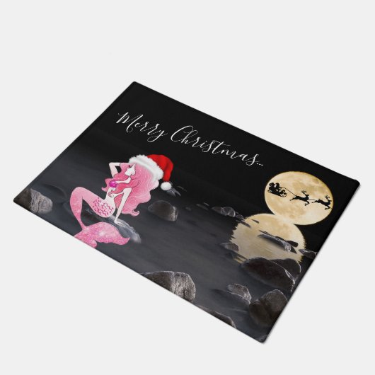 Meerjungfrau mit Weihnachtsmannmütze Vollmond Froh Fußmatte (Schrägansicht)