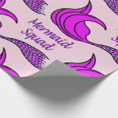 Meerjungfrau-Squad mit hellrosa Meerjungfrau-Schwa Geschenkpapier (Ecke)