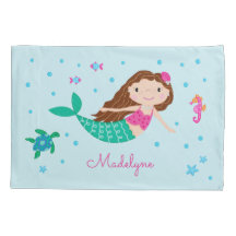 Meerjungfrau unter Personalisiertem Blau