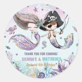 Meerjungfrauen und Piraten unter dem Meeresspiegel Runder Aufkleber