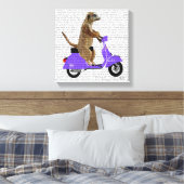 Meerkat auf Lilac Moped Leinwanddruck (Insitu (Schlafzimmer))