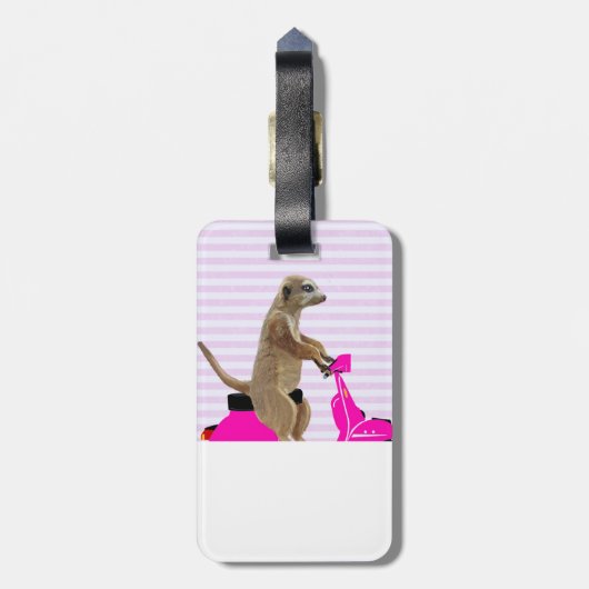 Meerkat auf rosa Moped 2 Gepäckanhänger (Rückseite vertikal)