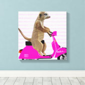 Meerkat auf rosa Moped Leinwanddruck (Insitu (Holzboden))