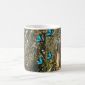 Meerkat und blaue Schmetterlinge, Kaffeetasse (Mittel)