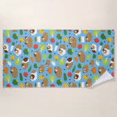 Meerschweinchen und ihr Leckerei-nahtloses Muster Strandtuch (Vorderseite)