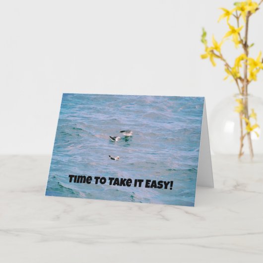 Meerschweinvögel im Meer Entspannendes Ruhestand Karte (Gelbe Blume)