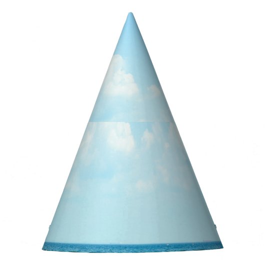 Meerwasser, klarer blauer Himmel. Partyhütchen (Vorderseite)