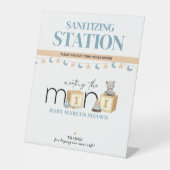 Meet The Mini Blue Sanitizing Station Sign Sockelschild (Vorderseite)