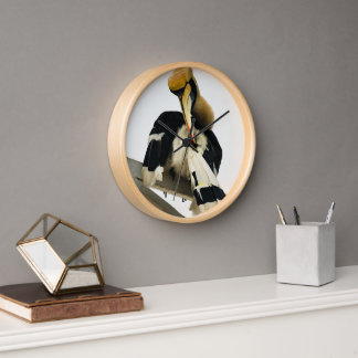 Meeting with the Great Hornbill:Icon of Phnom Penh Uhr