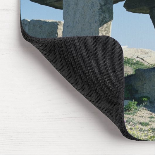 Megalith, prähistorisch mousepad (Ecke)