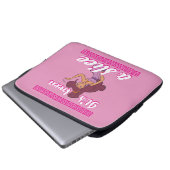 Megara - It's Been a Slice Laptop Sleeve (Vorne Knopf)