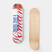 MEHR ALS EINE FRAU JMT USA7 3/4" Skateboard Deck (Vorderseite)
