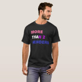 Mehr als zwei Geschlechter T-Shirt (Vorne ganz)