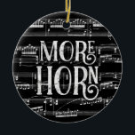 Mehr Horn Chalkboard - Schwarz-weiße Musik Keramik Ornament<br><div class="desc">Ein gepflegtes Mehr Horn Design mit Chalkboard-Effekt mit musikalischem Notenhintergrund in Schwarz und Weiß.</div>