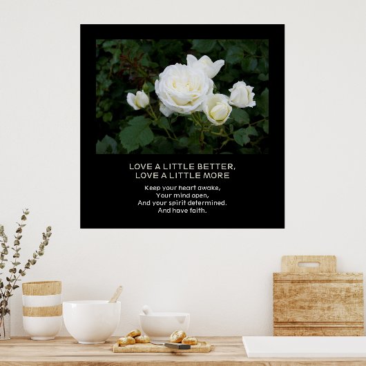 Mehr Liebe, Glaube, Personalisiertes Zitat, weiße Poster (Küche)