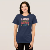 Mehr Liebe, weniger Sorge Tri-Blend Shirt (Vorderseite voll)