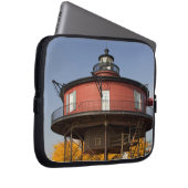 MEHR, MARYLAND. USA. Sieben-Fuß-Knoll Laptopschutzhülle (Vorne Rechts)