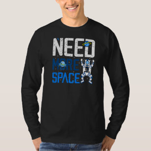 Mehr Raum für den Astronauten - antisoziale Adu T-Shirt