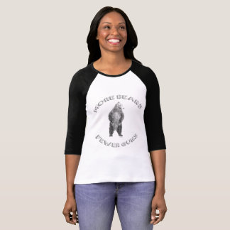 Mehr trägt; Weniger Gewehre T-Shirt