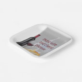 Mehr Wein und Käse Pappteller (Gewinkelt)