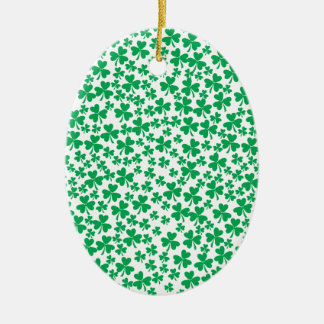 Mehrere Kleeblätter Keramikornament