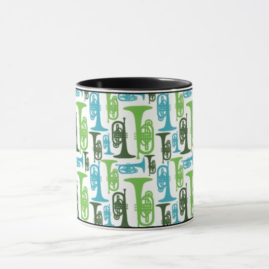 Mehrere Melloys Tasse (Zentrum)