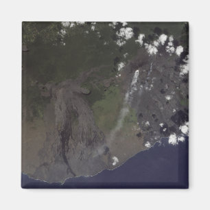 Mehrere Schwaden blasen in Richtung Südsüdwesten Magnet