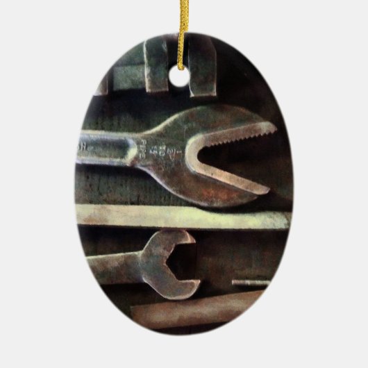 Mehrere Wrenches Keramik Ornament (Vorne)