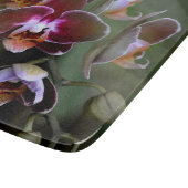 Mehrere Zweige Lila orchid-Blüten Schneidebrett (Ecke)