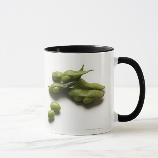 mehrfache grüne edamame Bohnen mit der Erbsenhülse Tasse (Rechts)