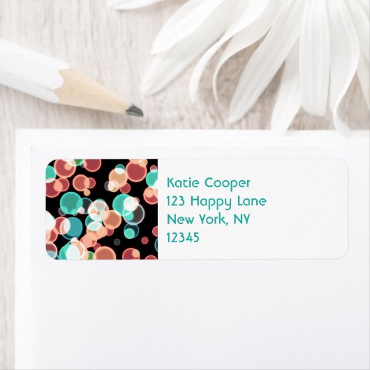 Mehrfarbige Blasen auf schwarzem Hintergrund (Insitu)