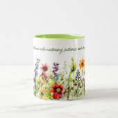 Mehrfarbige Blume Aquarelldruck Zweifarbige Tasse (Mittel)