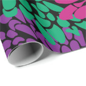 mehrfarbige Chrysanthemen auf schwarzem Packpapier (Rolleneckpunkt)