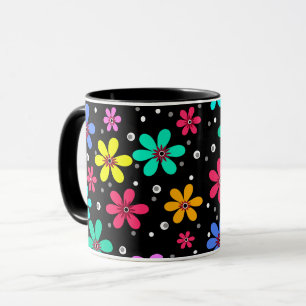 Mehrfarbige Gänseblümchen auf schwarzem Hintergrun Tasse