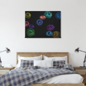 Mehrfarbige Gelee auf schwarzem Hintergrund Leinwanddruck (Insitu (Schlafzimmer))