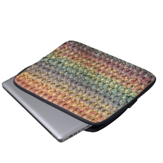 Mehrfarbige gestreifte gestrickte Häkelarbeit Laptopschutzhülle (Vorne Knopf)