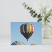 mehrfarbige Heißluftballons Postkarte (Stehend Vorderseite)