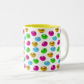 mehrfarbige Ostereier auf Weiß Zweifarbige Tasse (VorderseiteRechts)