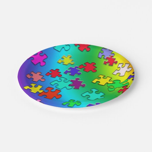 Mehrfarbige Puzzlestücke Pappteller (Schrägansicht)
