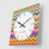 Mehrfarbiger Zickzack Zickzack scherzt Quadratische Wanduhr (Winkel)