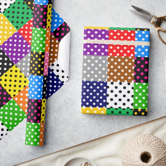 mehrfarbiges Patchwork Quilt Polka Dots Geschenkpapier
