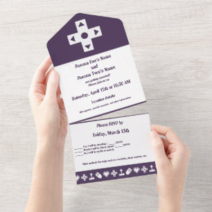 Mehrspielermodus in Lila All In One Einladung